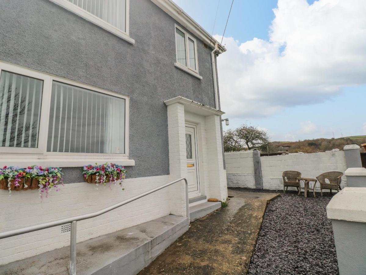 Cwtch Ar Y Mor Villa Burry Port Exterior foto