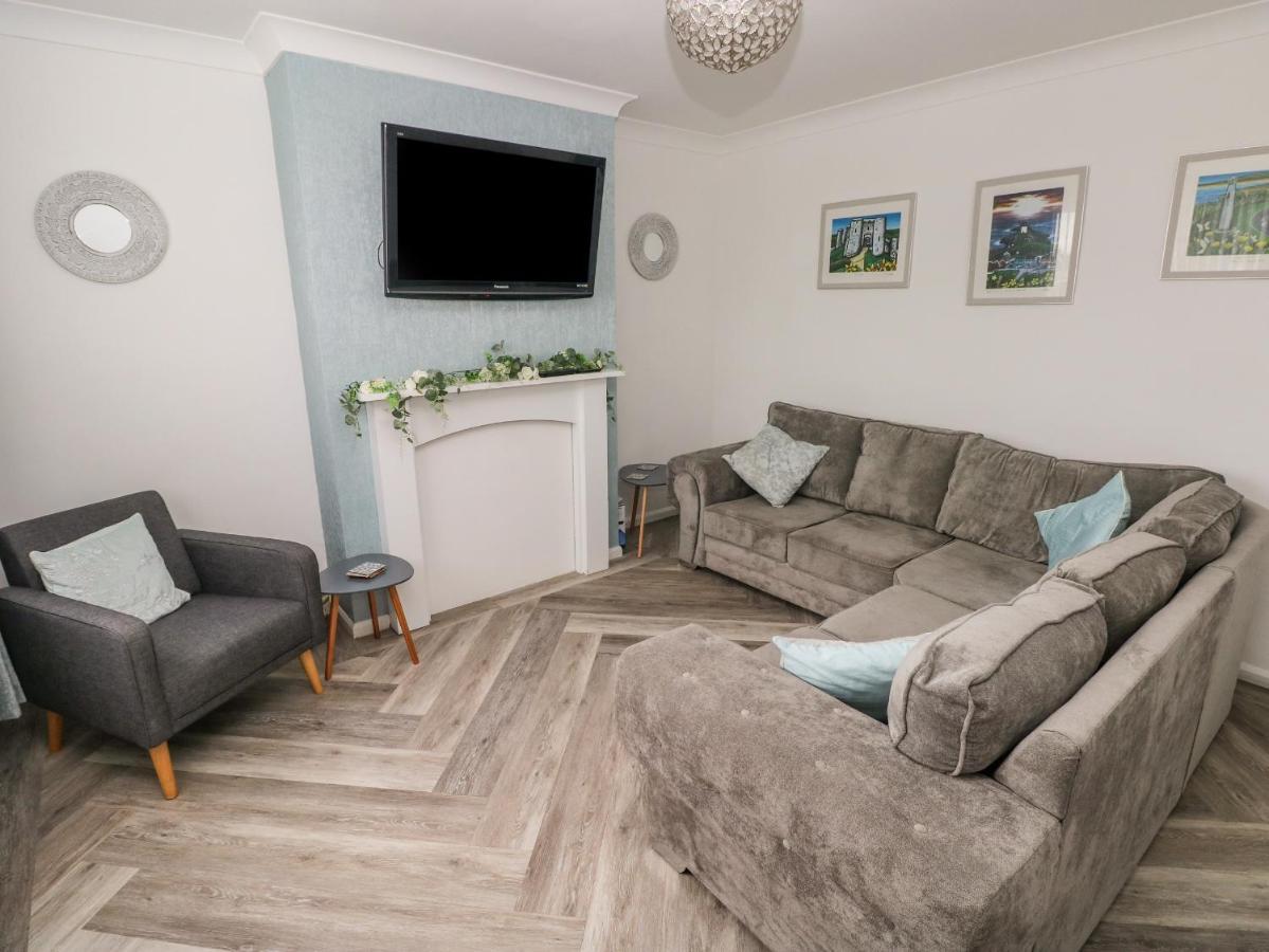 Cwtch Ar Y Mor Villa Burry Port Exterior foto