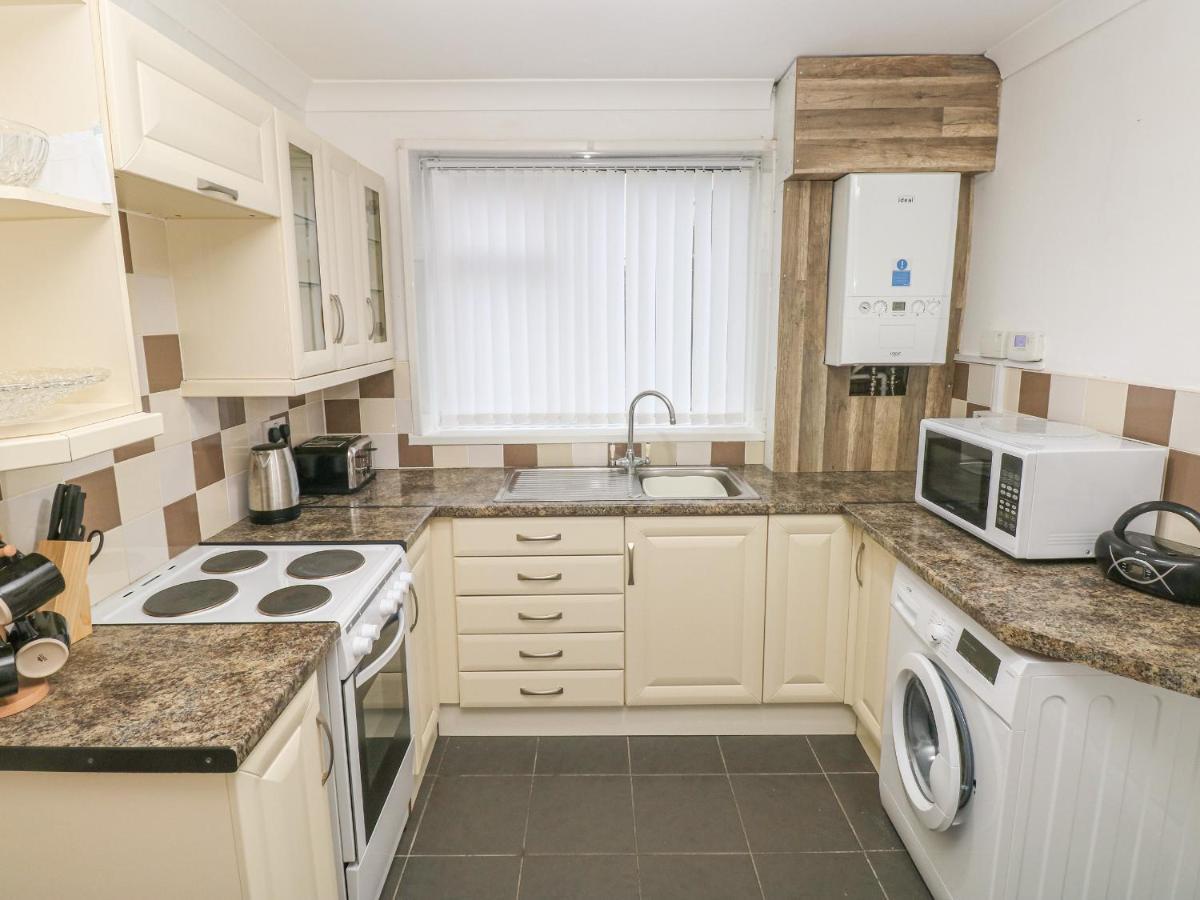Cwtch Ar Y Mor Villa Burry Port Exterior foto